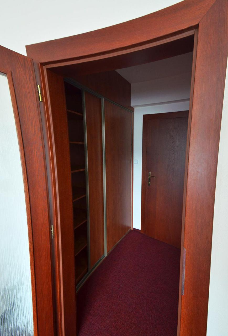 Hotel Lesana Stara Lesna Bagian luar foto
