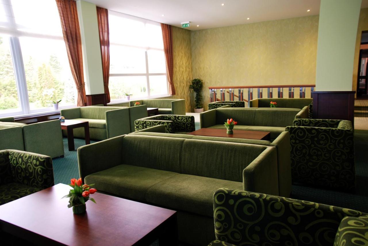 Hotel Lesana Stara Lesna Bagian luar foto
