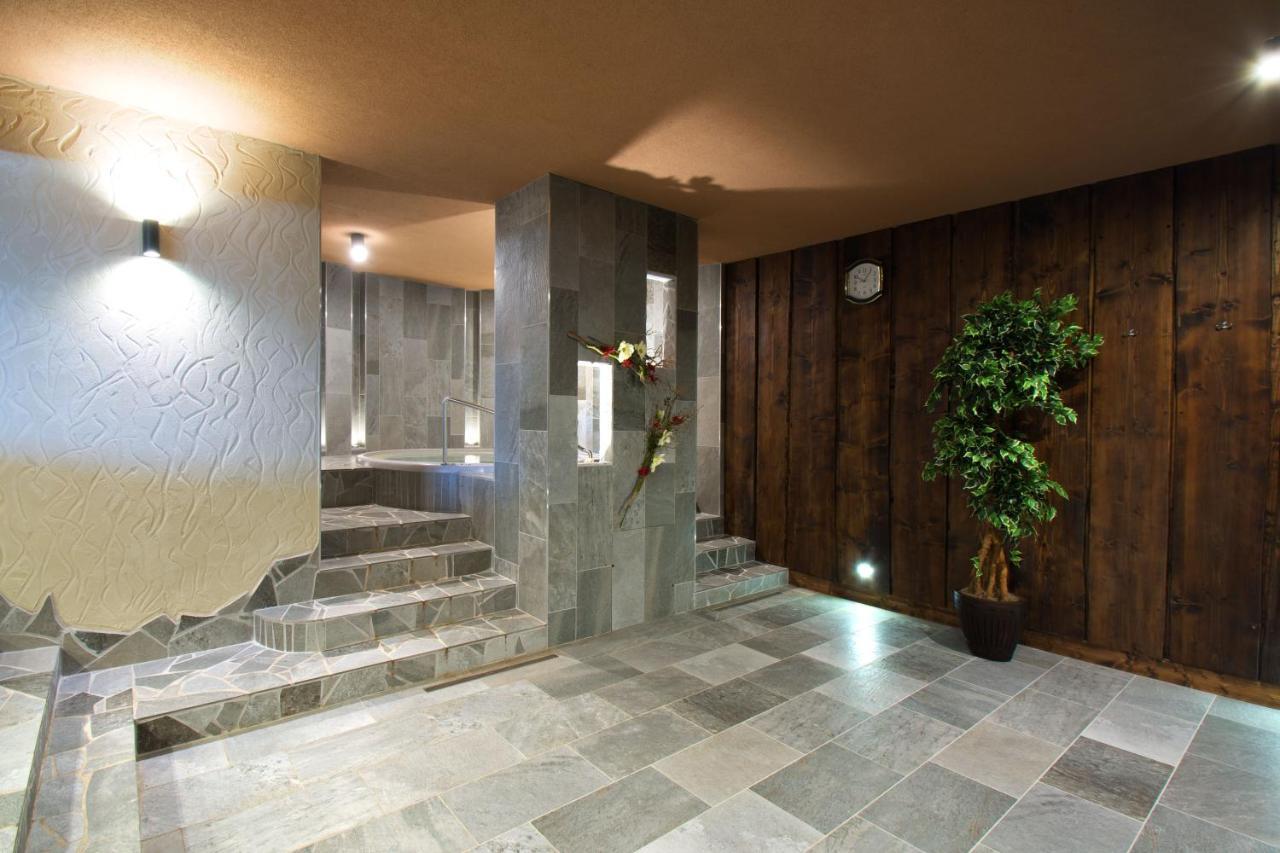 Hotel Lesana Stara Lesna Bagian luar foto