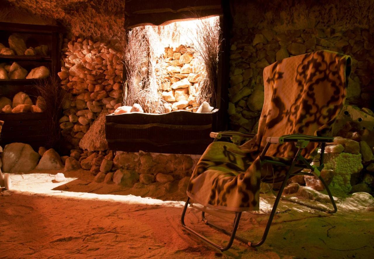 Hotel Lesana Stara Lesna Bagian luar foto