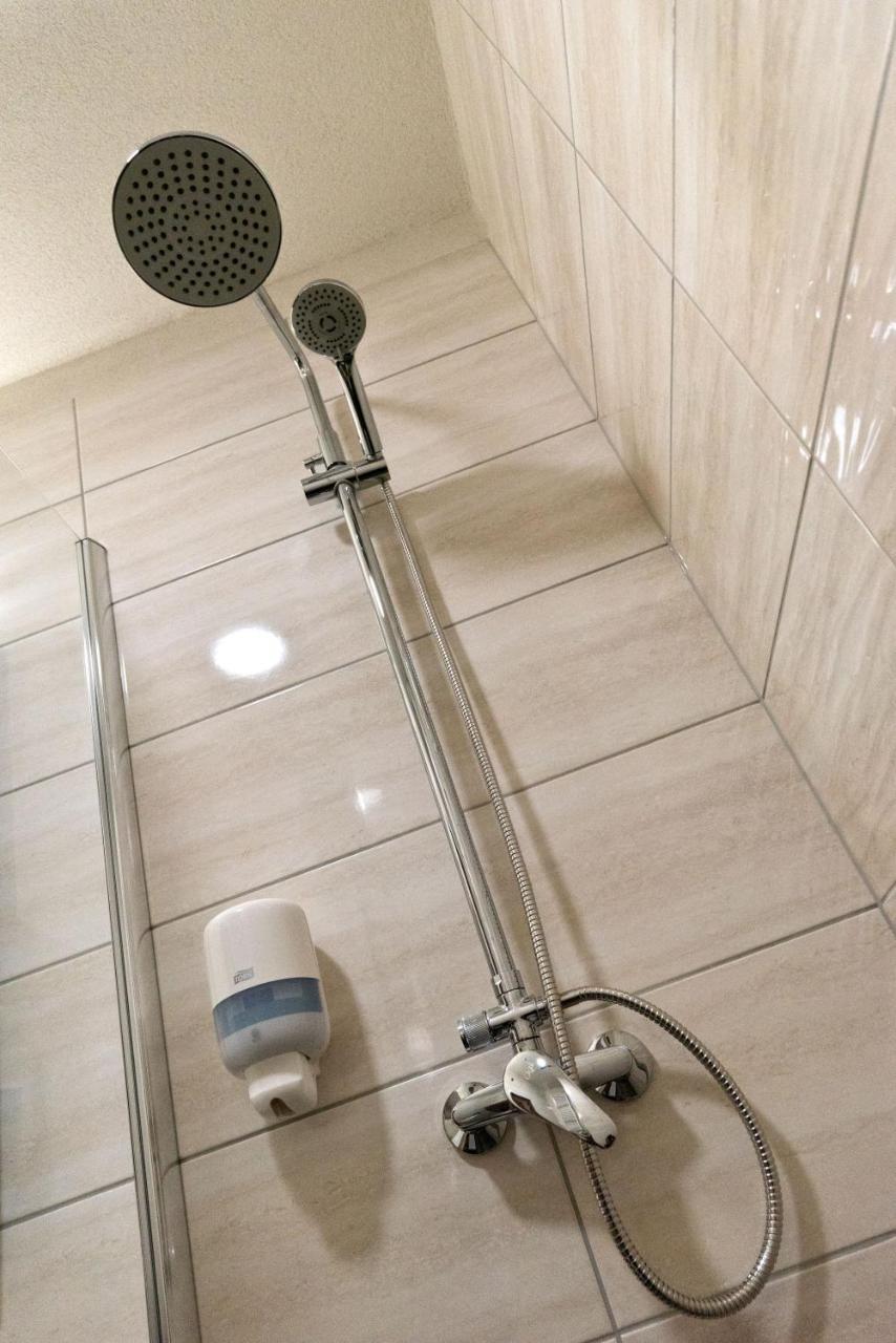 Hotel Lesana Stara Lesna Bagian luar foto