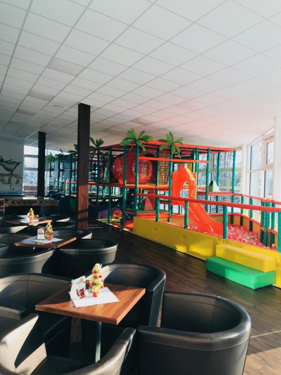 Hotel Lesana Stara Lesna Bagian luar foto