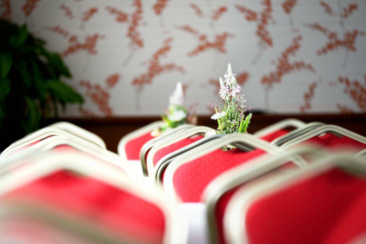Hotel Lesana Stara Lesna Bagian luar foto